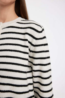 Полосатый кардиган стандартного кроя с круглым вырезом - Defacto фото 6