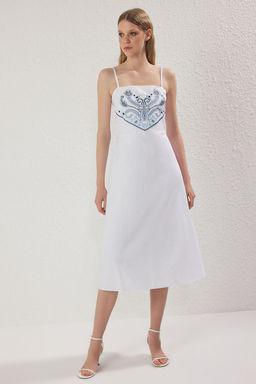 TRENDYOLMILLA Ekru A Kesim Nak?sl? Midi Astarl? Poplin Dokuma Elbise TWOSS25EL00218  фото 2