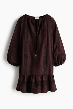 Vestido t?nica con inserciones de encaje