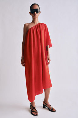 VESTIDO PUNTO ASIM?TRICO / Rojo