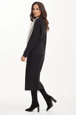 Костюм Magia mody 2496 молоко+ черный