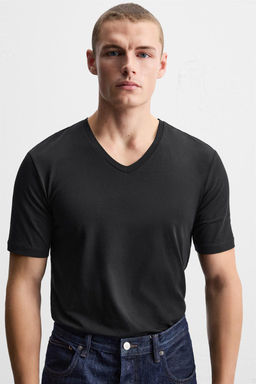 BASIC V-NECK T-SHIRT - Zara фото 16