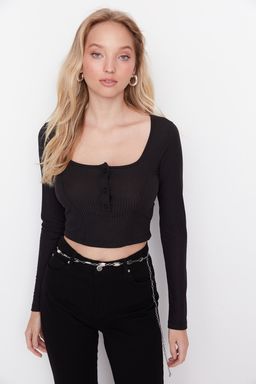 Trendyolmilla Antrasit Dugme Detayl? Kare Yaka Fitted/Vucuda Oturan Fitilli Esnek Crop Orme Bluz TWOAW23BZ00384