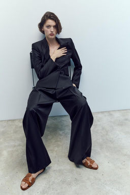 CROSS-STRAP FLAT LEATHER SANDALS - Zara фото 14