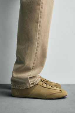 LEATHER TRAINERS LIMITED EDITION