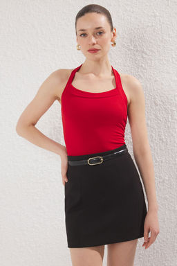 TRENDYOLMILLA Siyah Kare Yaka Slim Boyundan Baglamal? Orme Body TWOSS25BD00019