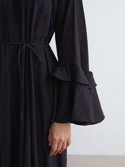 Ba?lamal? Yaka F?rf?rl? B?zg?l? Elbise