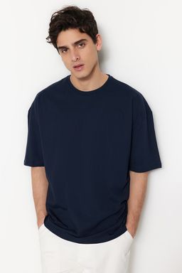 TRENDYOL MAN Lacivert Oversize/Genis Kesim Uzay Bask?l? Etiket Detayl? %100 Pamuklu T-Shirt TMNSS23TS00125 - Trendyolmilla фото 15
