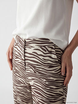 Beli Lastikli Zebra Desenli Kad?n Pantolon - Waikiki фото 3