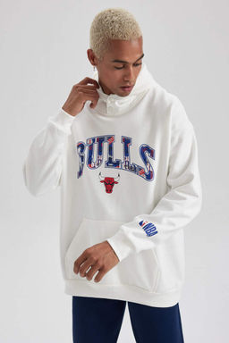 DeFactoFit Толстовка комфортного кроя с капюшоном NBA Chicago Bulls  фото 5