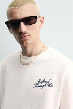 CAMISETA RELAXED FIT TEXTOS ESTAMPADOS / Blanco