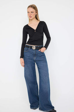 Teen Siyah Fitted/Vucuda Oturan V Yaka Orme Bluz TWOAW26BZ00175