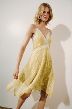 VESTIDO CORTO BORDADO ZW COLLECTION / Lim?n - Zara фото 2
