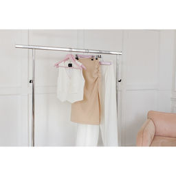 Плечики - вешалки LaDо́m Brillant, 44.5×23×1.2 см, 3 шт., деревянные, широкие плечики, розовые