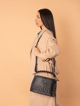 Сумка женская кросс-боди эко-кожа 42-148-1 цвет черный