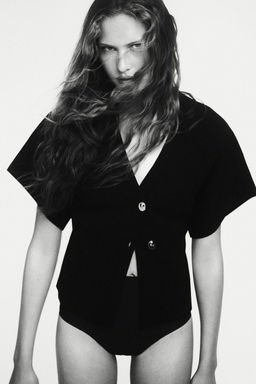 PLAIN KNIT SHORT SLEEVE CARDIGAN