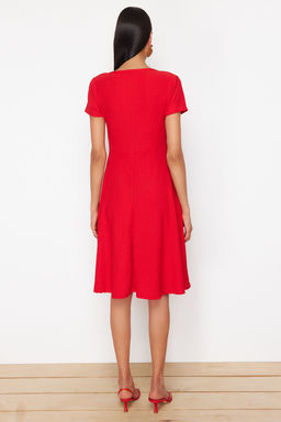 K?rm?z? F?rf?rl? Kruvaze Kapamal? Skater/Belden Ac?lan Esnek Midi Orme Elbise TWOSS24EL01068