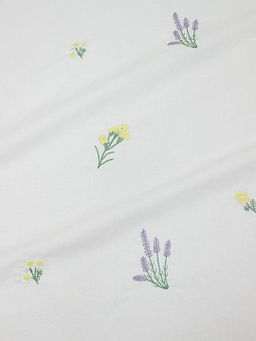 Перкаль Премиум с вышивкой Полевые цветочки цв.белый, СОРТ2, ш.1.54м, хл-100%, 115гр/м.кв