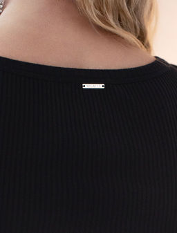 D43.224 Топ женский черный