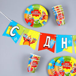 Набор бумажной посуды Монстрики: 6 тарелок, 1 гирлянда, 6 стаканов