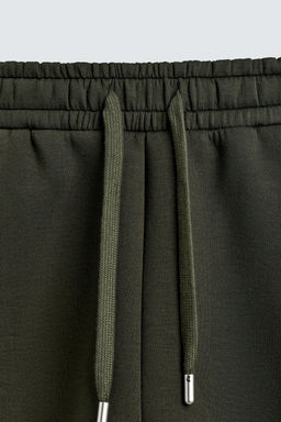 PLEATED NEOPRENE-EFFECT LONG BERMUDA SHORTS - Zara фото 8
