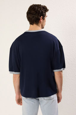 TRENDYOL MAN Ekru Boxy Fit/Kare Kesim Yumusak Doku Interlok Kumas T-Shirt TMNSS25TS00078 - Trendyolmilla фото 3