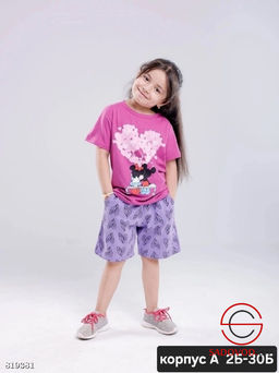 Костюм для девочки с рисунком