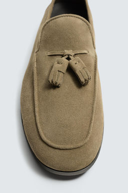 MOCAS?N PIEL BORLAS / Gris Topo