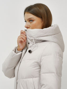 Куртка зимняя с капюшоном удлиненная стеганная бежевого цвета 9650B - Mtforce фото 10