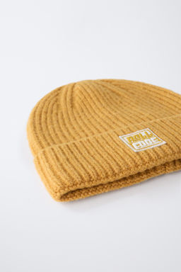 KNIT BEANIE WITH LABEL - Zara фото 3