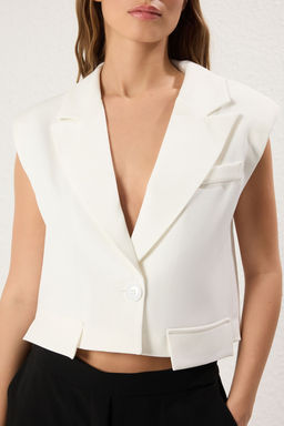 Beyaz Oversize Crop Cep Detayl? Dokuma Yelek TWOSS25YE00065