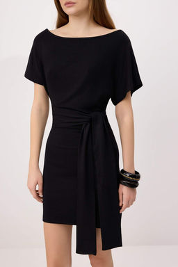 Siyah Bodycon Asimetrik Yaka Baglama Detayl? K?sa Yumusak Orme Elbise TWOSS26EL00256 - Trendyolmilla фото 3
