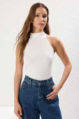 TRENDYOLMILLA Siyah Regular/Normal Kal?p Halter Yaka Esnek Orme Atlet TWOSS25AL00021