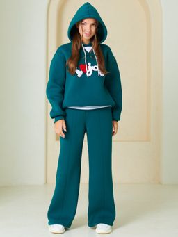 Костюм спортивный