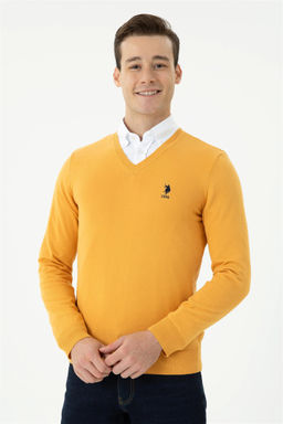 Мужской горчичный базовый свитер Неожиданная скидка в корзине