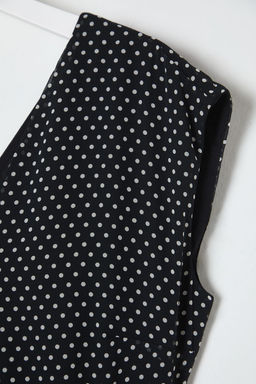 Siyah Kemerli Puantiye Desenli A Kesim Midi Astarl? Sifon Dokuma Elbise TWOSS25EL00135