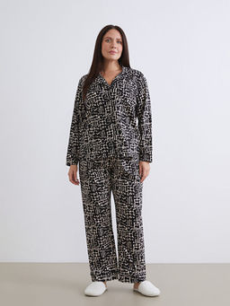 B?y?k Beden Desenli Kad?n Pijama Tak?m?