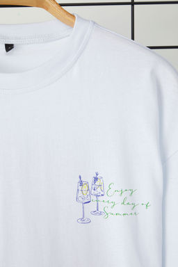 TRENDYOL MAN Beyaz Oversize/Genis Kesim S?rt Bask?l? %100 Pamuk Tok Kumas T-shirt TMNSS25TS00046 - Trendyolmilla фото 5