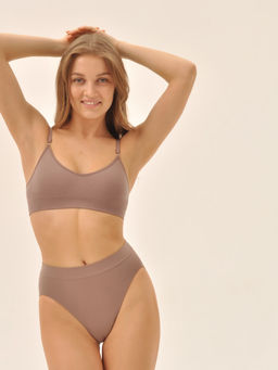 Топ на тонких регулируемых бретелях с чашечками - My фото 47