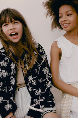 CHAQUETA ACOLCHADA BORDADOS CONTRASTE / Negro / Crudo - Zara фото 3