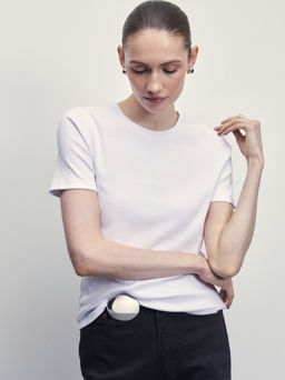 Базовая футболка из эластичного хлопка / Zarina  фото 7