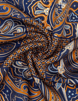 Оранжевый платок - Cacharel фото 4