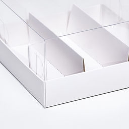 Цена за 3 шт. Упаковка с прозрачной крышкой под 3 эклера, белый 13.5×13.5×6 см