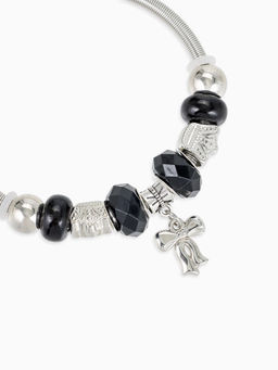 Цена за 2 шт. Браслет с шармами «Марджери» бант, чёрный в серебре, d=6.5 см