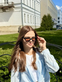 Очки солнцезащитные модные вид 13