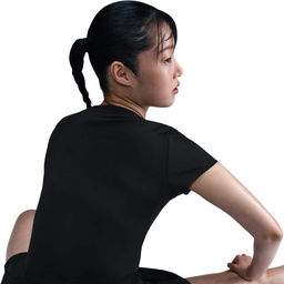 Футболка женская