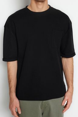 TRENDYOL MAN Siyah Oversize/Genis Kesim K?sa Kol Cepli Etiket Detayl? T-Shirt TMNSS23TS00077 - Trendyolmilla фото 19