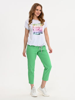 Легкие и комфортные летние брючки из хлопка с добавлением лайкры.