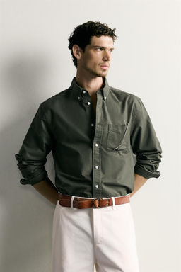 CAMISA REGULAR FIT ESTRUCTURA OXFORD / Verde oscuro - Zara фото 2