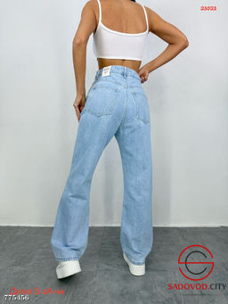 Женские рваные джинсы свободные - Bruno фото 3